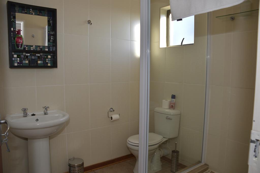 Two Bells Guest House Bloemfontein Room photo