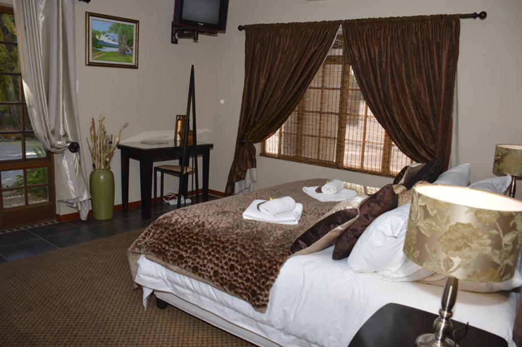 Two Bells Guest House Bloemfontein Room photo